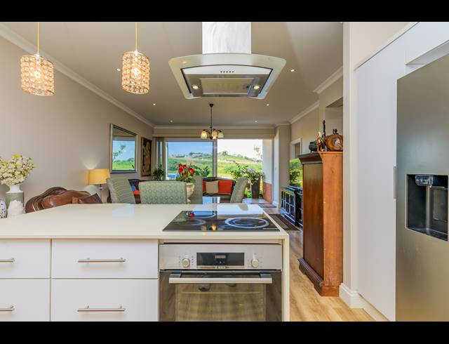 2 BEDROOM RETIREMENT UNIT FOR SALE IN KINDLEWOOD ESTATE